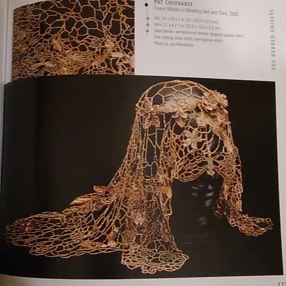 500 Beaded Objects Book - Picture 5 of 7